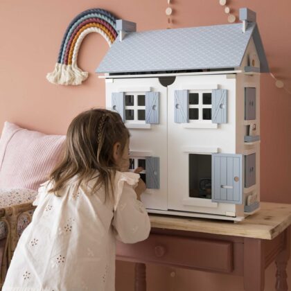 Little Dutch Wooden dollhouse